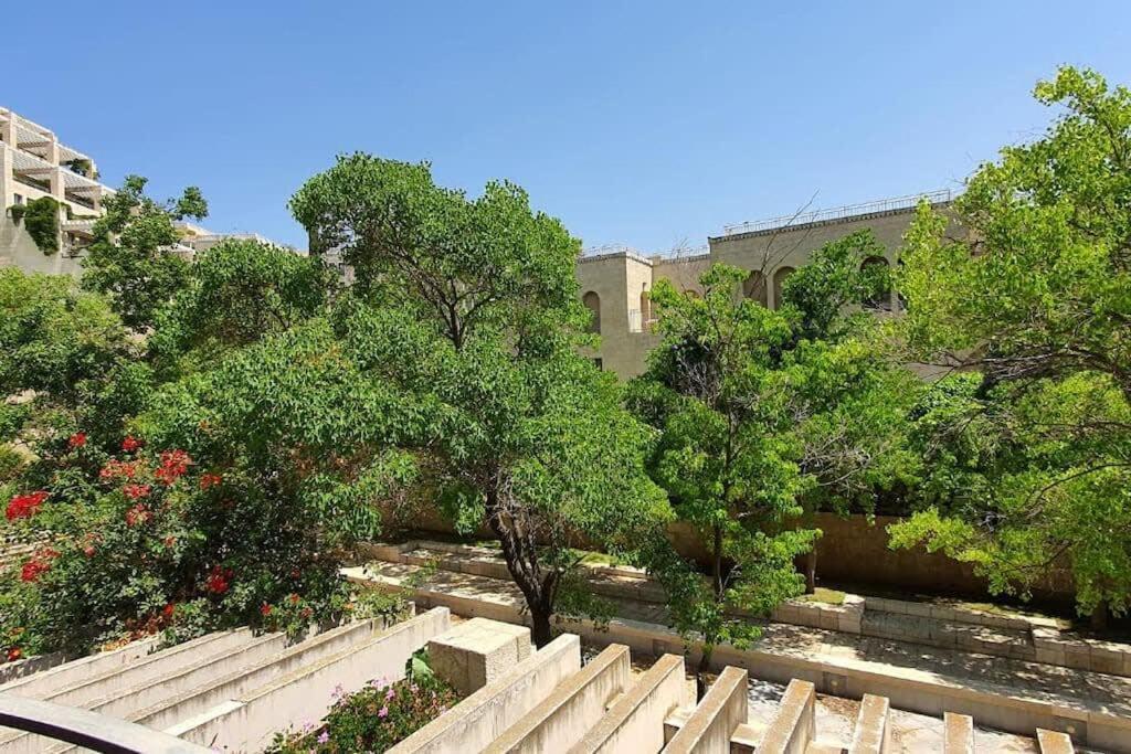 エルサレム Cosy Studio In Mamilla, Free Parking Up To 5 Pplヴィラ エクステリア 写真
