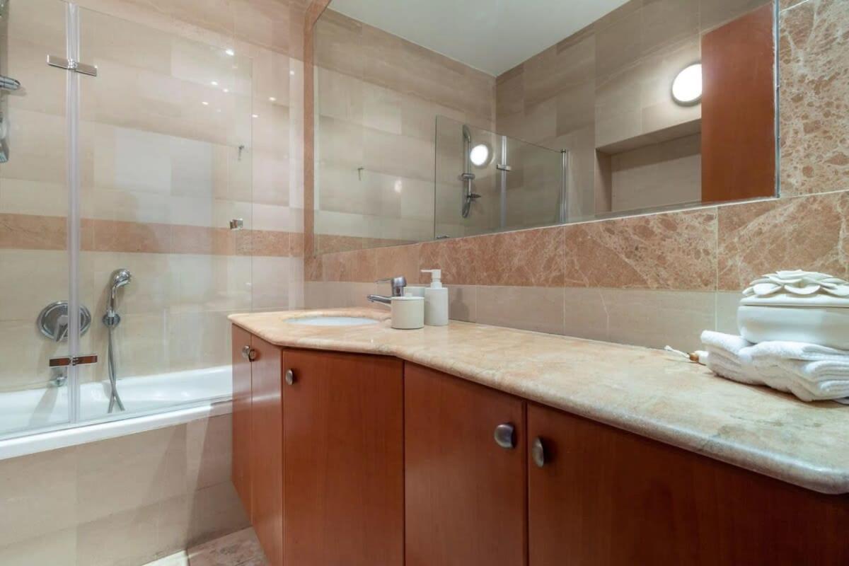 エルサレム Cosy Studio In Mamilla, Free Parking Up To 5 Pplヴィラ エクステリア 写真