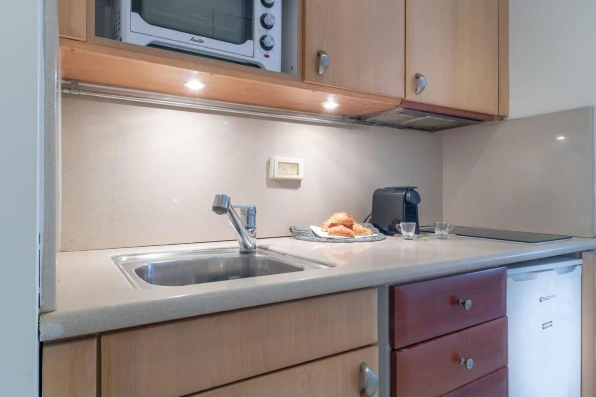 エルサレム Cosy Studio In Mamilla, Free Parking Up To 5 Pplヴィラ エクステリア 写真